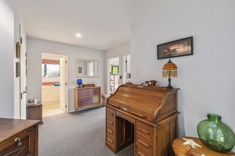 Photo of property in 13 Sylvia Way, Te Horo Beach, Otaki, 5581