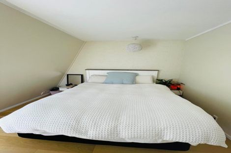 Photo of property in 34a Ranelagh Street, Karori, Wellington, 6012