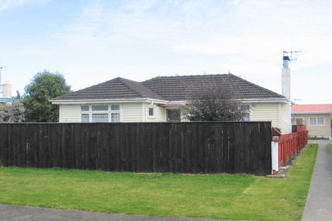 Photo of property in 12 Clark Street, Levin, 5510