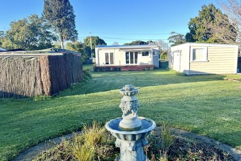 Photo of property in 2 Brassey Street, Waverley, 4510