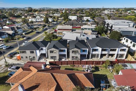 Photo of property in 35c Royton Avenue, Mangere East, Auckland, 2024