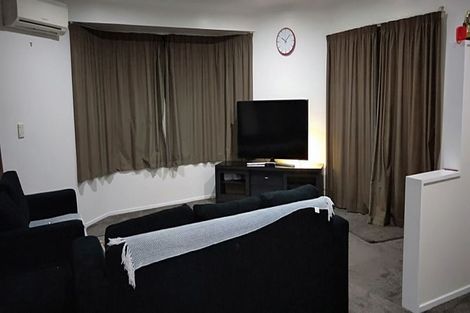 Photo of property in 70 Dixon Road, Glenview, Hamilton, 3206