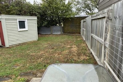Photo of property in 4-5a Gibson Court, Roslyn, Palmerston North, 4414