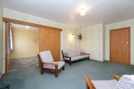 Photo of property in 6 Wiremu Place, Blagdon, New Plymouth, 4310