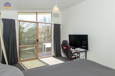 Photo of property in 16 Burns Road, Hospital Hill, Napier, 4110