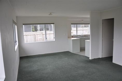 Photo of property in 58a Riversdale Drive, Merrilands, New Plymouth, 4312