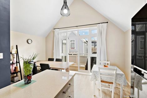 Photo of property in Pirie Street Townhouses, 20/35 Pirie Street, Mount Victoria, Wellington, 6011