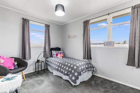 Photo of property in 13 Yemen Place, Ascot Park, Porirua, 5024