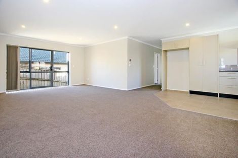 Photo of property in 10a Dreadon Avenue, Papatoetoe, Auckland, 2025