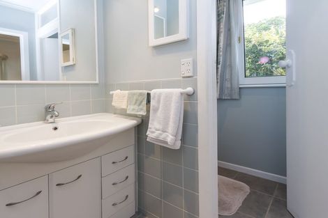 Photo of property in 18 Ridge Road, Howick, Auckland, 2014