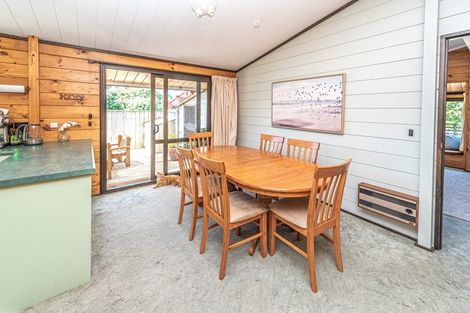 Photo of property in 48 Wikitoria Road, Putiki, Whanganui, 4501