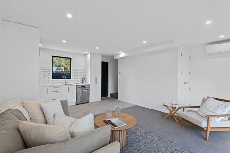 Photo of property in 2/26 Swanns Road, Richmond, Christchurch, 8013