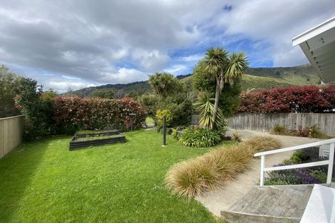 Photo of property in 297f Waikawa Road, Waikawa, Picton, 7220