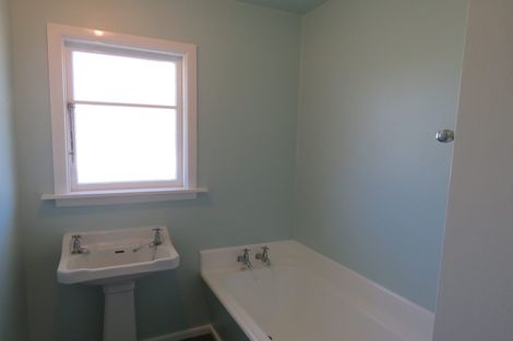 Photo of property in 11 Bourne Crescent, Papanui, Christchurch, 8053