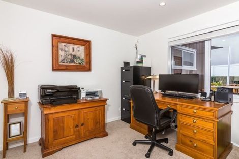 Photo of property in 28 Victoria Street, Richmond Heights, Taupo, 3330