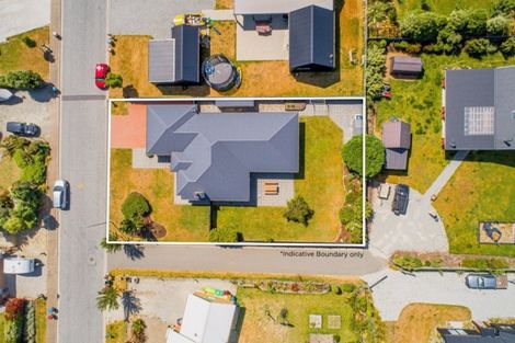 Photo of property in 20 Hewson Crescent, Lake Hawea, Wanaka, 9382