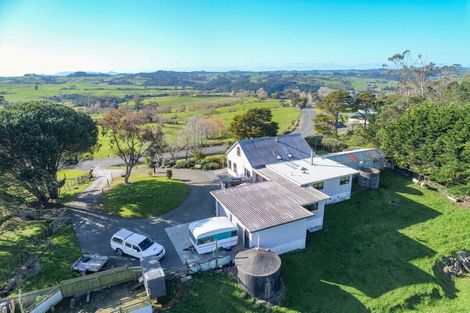 Photo of property in 127 Matakohe East Road, Matakohe, 0593