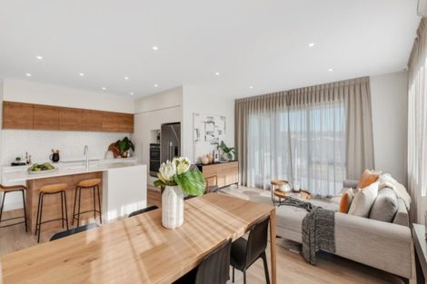 Photo of property in 1 Cadwil Drive, Beachlands, Auckland, 2018