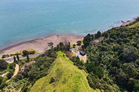 Photo of property in 1000a Thames Coast Sh25 Road, Kereta, Thames, 3575