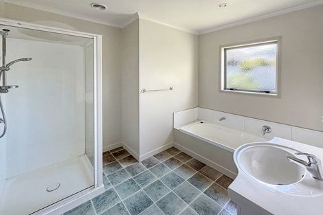 Photo of property in 11a Edinburgh Street, Dannevirke, 4930