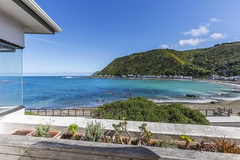 Photo of property in 26 Owhiro Bay Parade, Owhiro Bay, Wellington, 6023