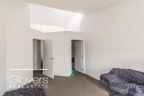 Photo of property in 10 Captain Scott Road, Glen Eden, Auckland, 0602