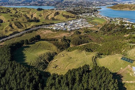 Photo of property in 68-76 The Track, Plimmerton, Porirua, 5026