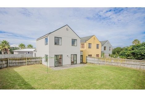 Photo of property in 10 Blumhardt Place, Avondale, Auckland, 1026