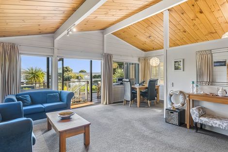 Photo of property in 112 Manly Street, Paraparaumu Beach, Paraparaumu, 5032