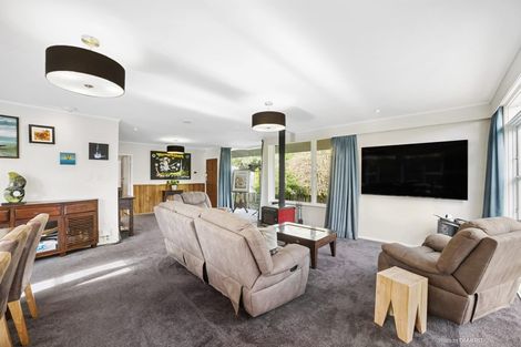 Photo of property in 22 Silverbirch Grove, Churton Park, Wellington, 6037