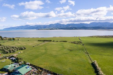 Photo of property in 97 Lake Ferry Road, Lake Ferry, Featherston, 5772