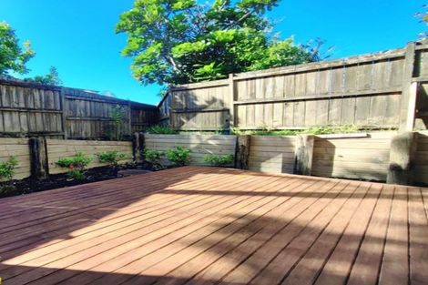 Photo of property in 4d Deep Creek Road, Torbay, Auckland, 0630