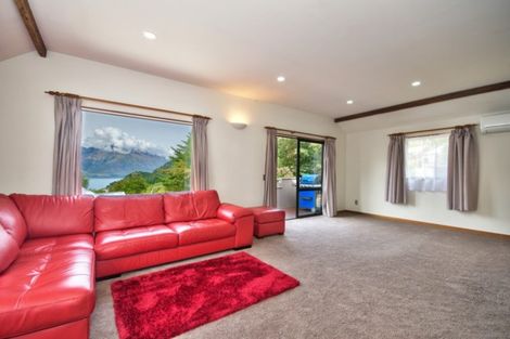 Photo of property in 237 Fernhill Road, Sunshine Bay, Queenstown, 9300