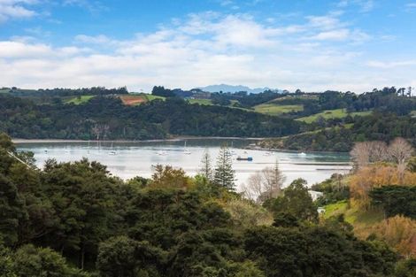 Photo of property in 45 Brick Bay Drive, Sandspit, Warkworth, 0982