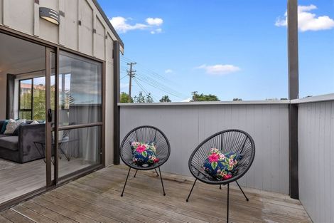 Photo of property in 158 Waimumu Road, Massey, Auckland, 0614