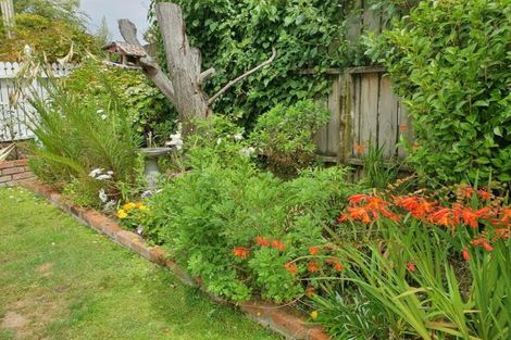 Photo of property in 286 Main Road, Tawa, Wellington, 5028