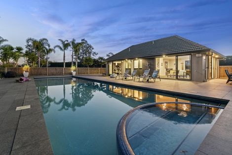 Photo of property in 45e Arana Drive, Karaka, Papakura, 2578