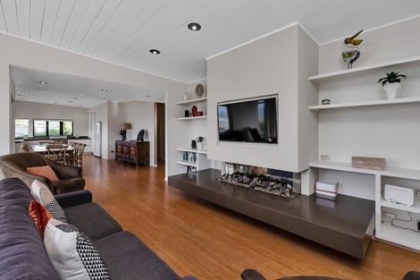 Photo of property in 1202 Cove Road, Langs Beach, Waipu, 0582