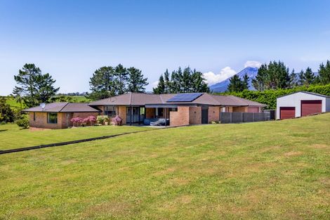 Photo of property in 1347 Carrington Road, Hurworth, New Plymouth, 4371
