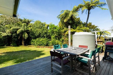 Photo of property in 40 Turakina Street, Merrilands, New Plymouth, 4312