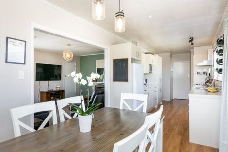 Photo of property in 27 Wharerangi Road, Tamatea, Napier, 4112