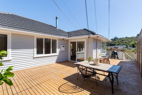 Photo of property in 82 Thomas Street, Stokes Valley, Lower Hutt, 5019
