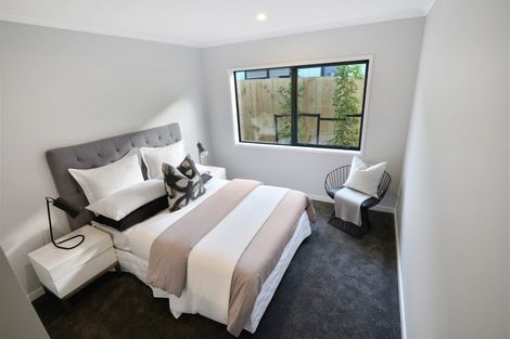 Photo of property in 38 Vinistra Road, Kumeu, 0810