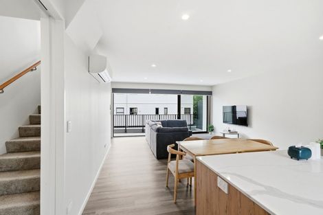 Photo of property in 2/240 Worcester Street, Christchurch Central, Christchurch, 8011