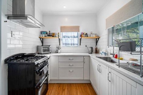 Photo of property in 19 South Crescent, Amberley, 7481