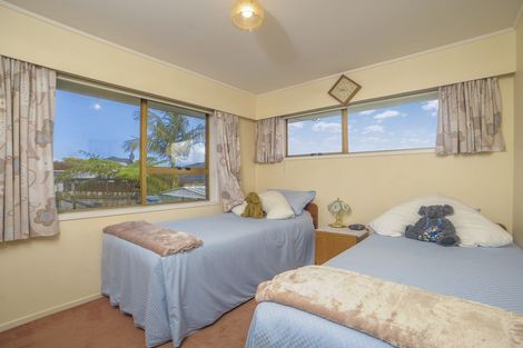 Photo of property in 2/13 Waitaki Street, Henderson, Auckland, 0612