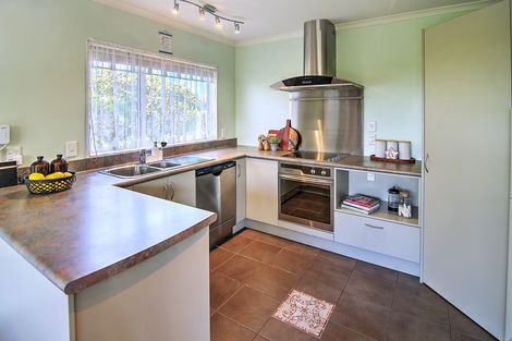 Photo of property in Holdsworth Villas, 70/2 William Donald Drive, Solway, Masterton, 5810