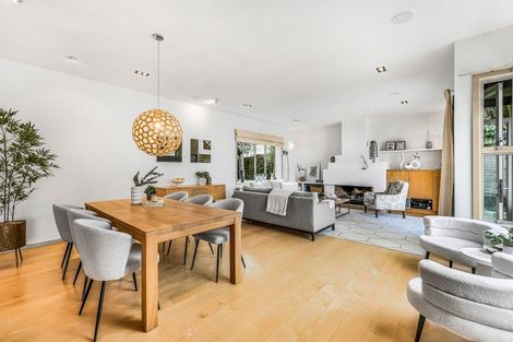 Photo of property in 2/2 Clifton Road, Hauraki, Auckland, 0622