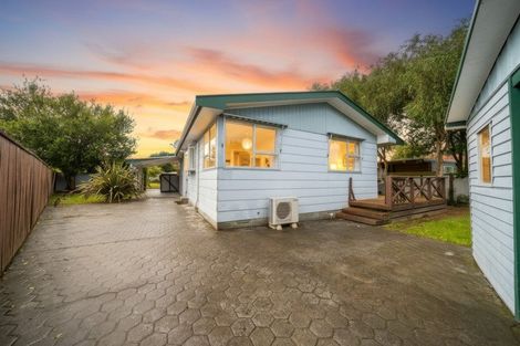 Photo of property in 11 Akron Grove, Totara Park, Upper Hutt, 5018