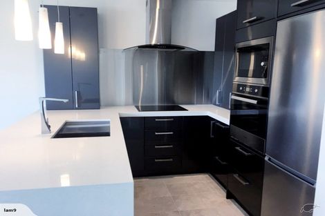 Photo of property in 5k The Esplanade, Eastern Beach, Auckland, 2012